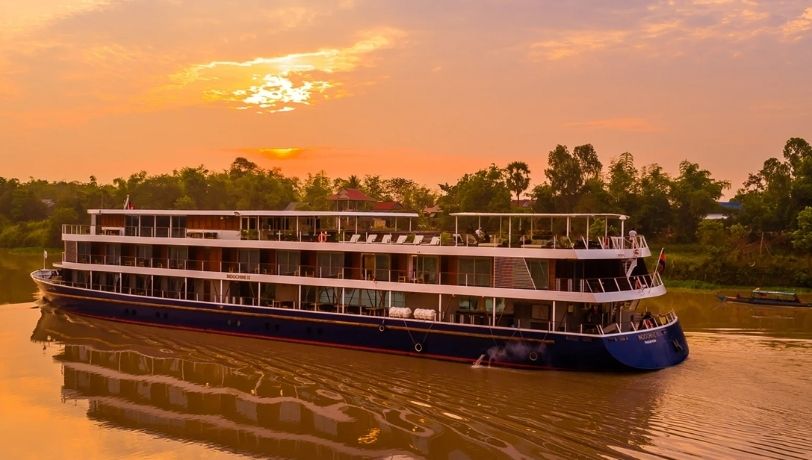 Vietnam & Cambodia With Mekong River Cruise